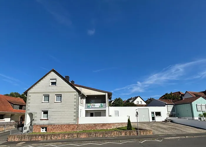 - Ankerplatz Apartman *